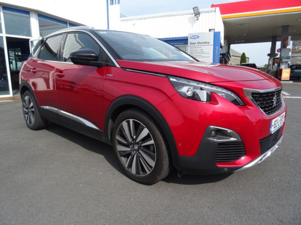 Peugeot 3008 Hatchback, Diesel, 2018, Red