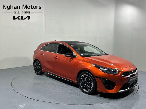 Kia Ceed Hatchback, Petrol, 2023, Orange