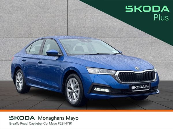 Skoda Octavia Saloon, Diesel, 2024, Blue