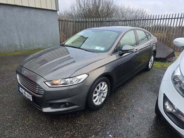 Ford Mondeo Hatchback, Diesel, 2015, Grey
