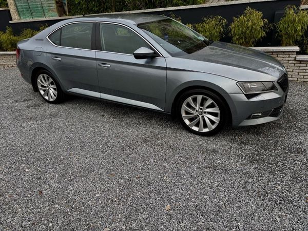 Skoda Superb Saloon, Diesel, 2018, Grey