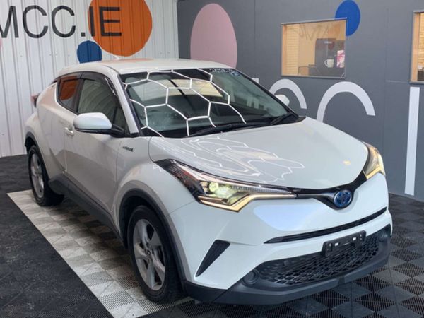 Toyota C-HR SUV, Petrol Hybrid, 2019, White