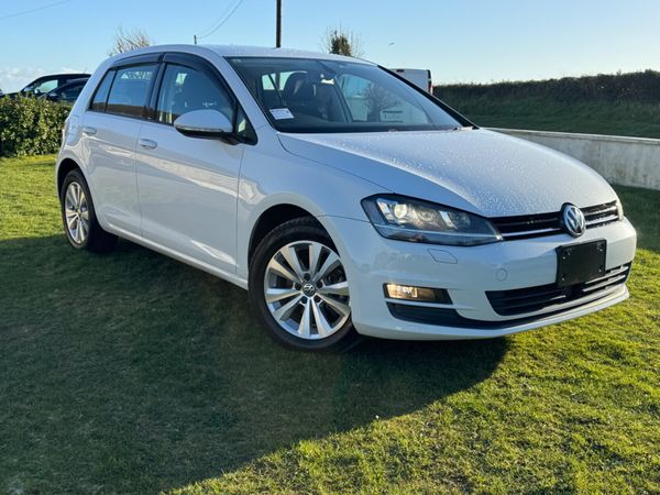 Volkswagen Golf Hatchback, Petrol, 2015, White