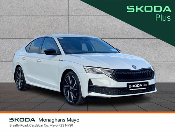 Skoda Octavia Hatchback, Diesel, 2025, White
