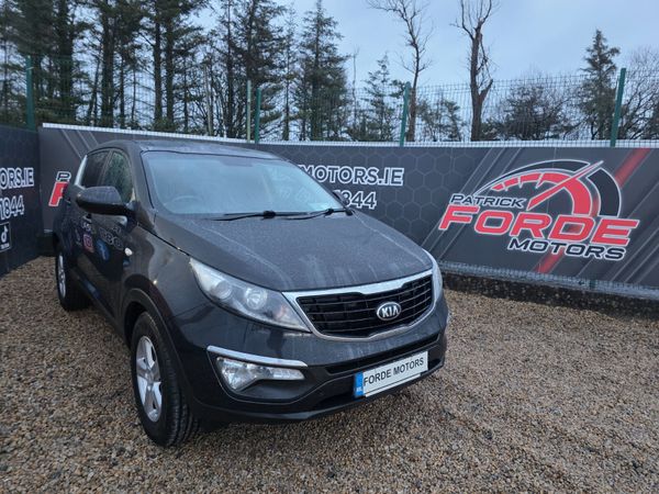 Kia Sportage SUV, Petrol, 2015, Black