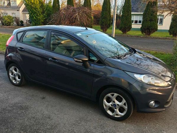 Ford Fiesta Hatchback, Petrol, 2012, Blue