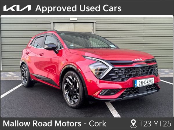 Kia Sportage MPV, Diesel Hybrid, 2024, Red