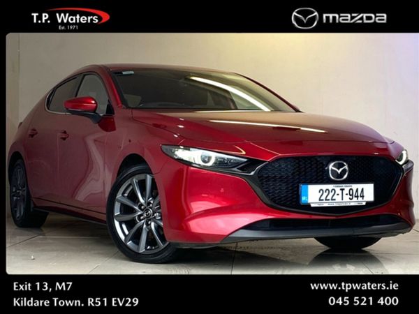 Mazda Mazda3 Hatchback, Petrol, 2022, Red