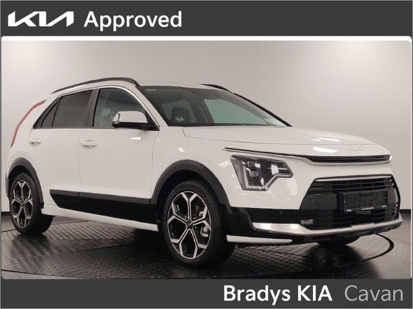 Kia Niro Hatchback, Petrol Hybrid, 2026, White