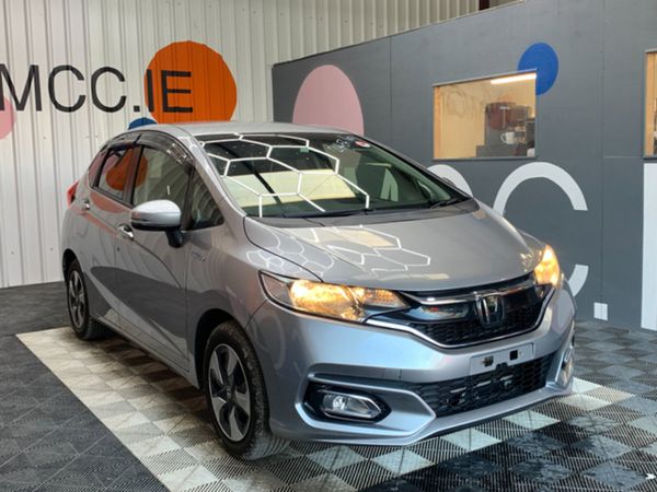 Honda Fit Hatchback, Petrol Hybrid, 2019, Silver