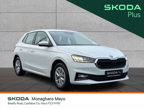 Skoda Fabia Hatchback, Petrol, 2025, White