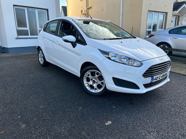 Ford Fiesta Hatchback, Diesel, 2014, White