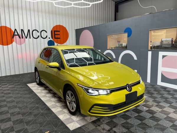 Volkswagen Golf Hatchback, Petrol Hybrid, 2021, Yellow
