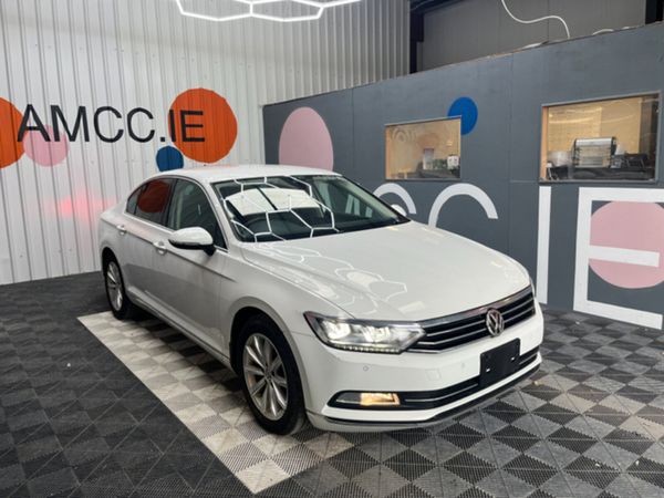 Volkswagen Passat Saloon, Petrol, 2017, White