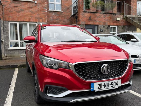 MG ZS Hatchback, Electric, 2021, Red