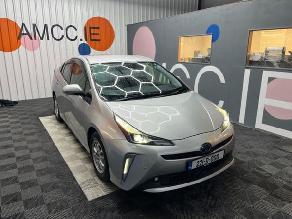 Toyota Prius Saloon, Petrol Hybrid, 2022, Silver