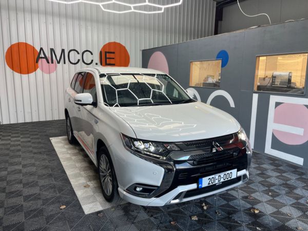 Mitsubishi Outlander SUV, Petrol Hybrid, 2020, White