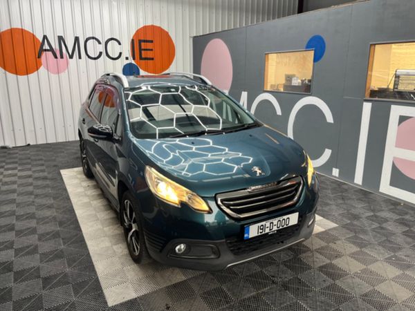 Peugeot 2008 Hatchback, Petrol, 2016, Blue