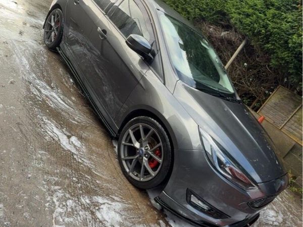 Ford Focus Hatchback, Diesel, 2016, Grey
