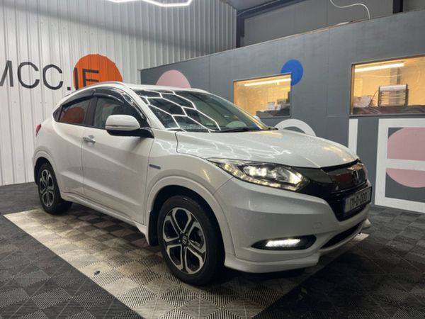 Honda Vezel SUV, Petrol Hybrid, 2017, White