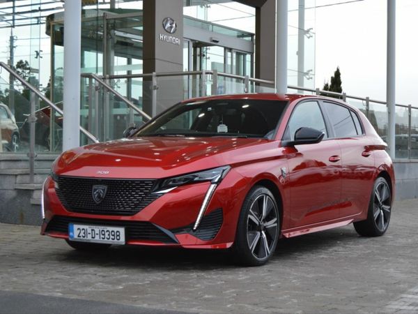 Peugeot 308 Hatchback, Diesel, 2023, Red