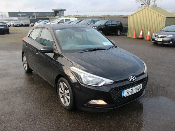 Hyundai i20 Hatchback, Petrol, 2015, Black