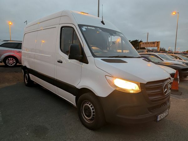 Mercedes-Benz Sprinter Van, Diesel, 2019, White