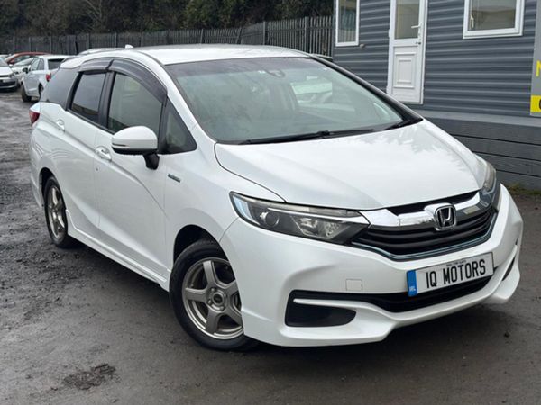 Honda Shuttle Hatchback, Petrol Hybrid, 2017, White