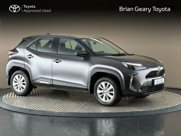 Toyota Yaris Cross Hatchback, Petrol Hybrid, 2023, Grey
