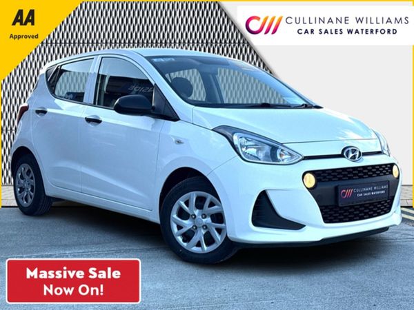 Hyundai i10 Hatchback, Petrol, 2018, White