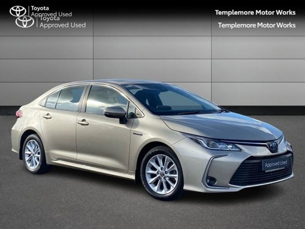 Toyota Corolla Saloon, Petrol Hybrid, 2021, Yellow