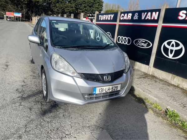 Honda Jazz Hatchback, Petrol, 2013, Grey