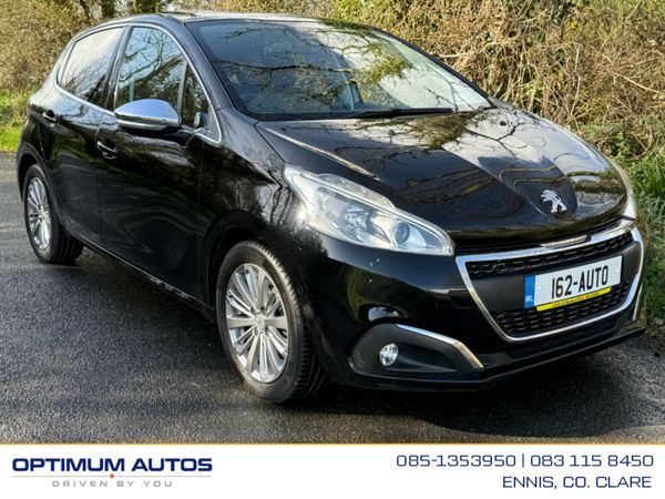 Peugeot 208 Hatchback, Petrol, 2016, Black