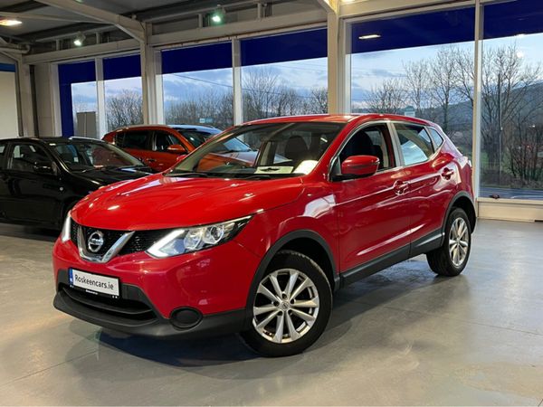 Nissan Qashqai MPV, Diesel, 2017, Red