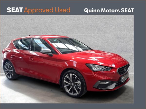 SEAT Leon Estate, Petrol Plug-in Hybrid, 2025, Red