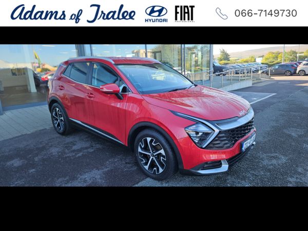 Kia Sportage MPV, Diesel Hybrid, 2023, Red
