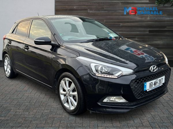 Hyundai i20 Hatchback, Petrol, 2016, Black