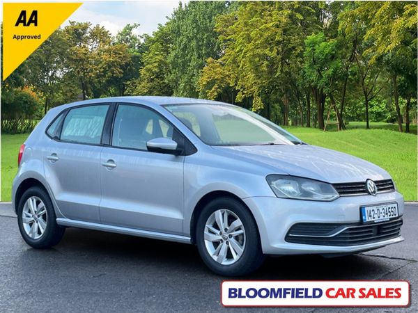 Volkswagen Polo Hatchback, Petrol, 2014, Silver