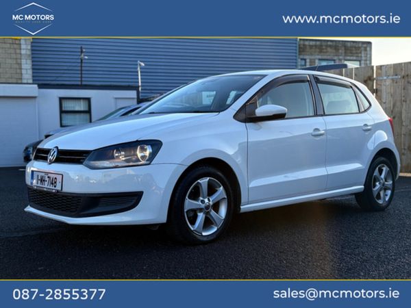 Volkswagen Polo Hatchback, Petrol, 2011, White