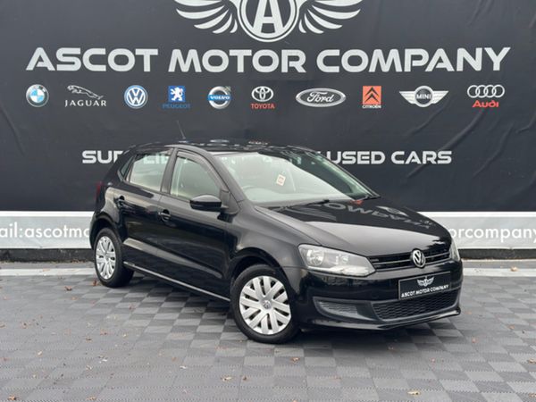 Volkswagen Polo Hatchback, Petrol, 2013, Black