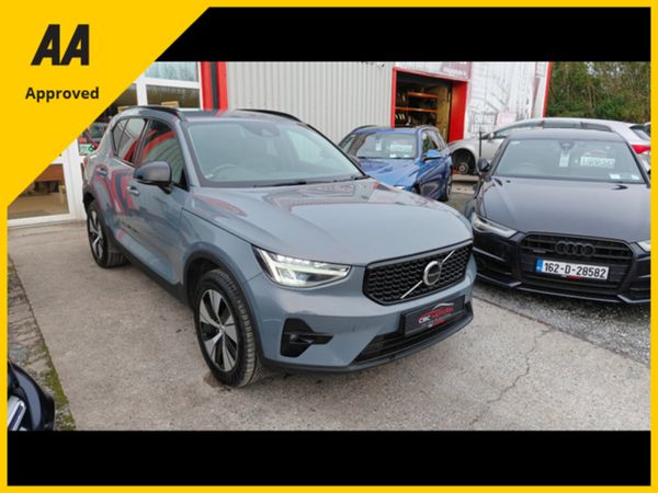 Volvo XC40 SUV, Petrol Plug-in Hybrid, 2022, Grey