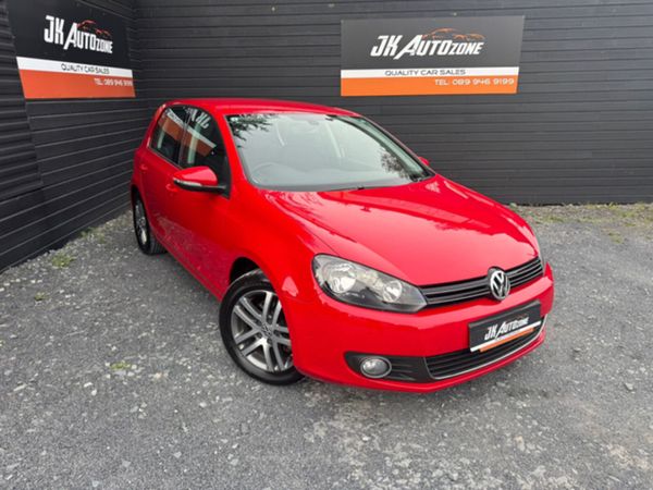 Volkswagen Golf Hatchback, Petrol, 2011, Red
