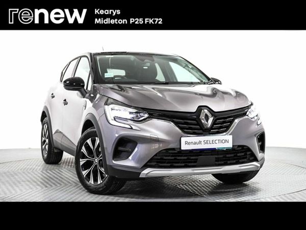 Renault Captur SUV, Petrol, 2023, Grey