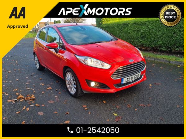 Ford Fiesta Hatchback, Petrol, 2013, Red