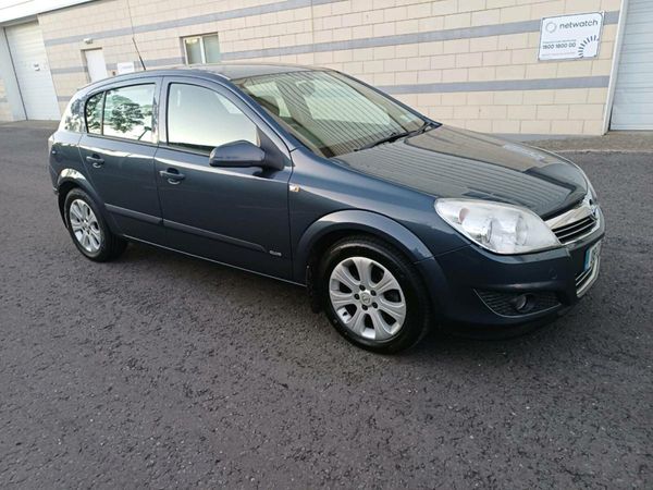 Opel Astra Hatchback, Petrol, 2008, Blue