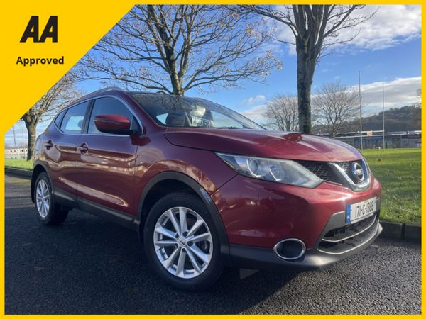 Nissan Qashqai MPV, Diesel, 2017, Red