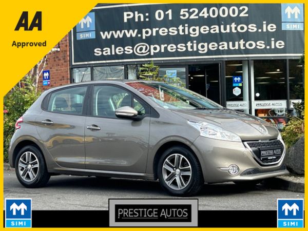 Peugeot 208 Hatchback, Petrol, 2014, Grey