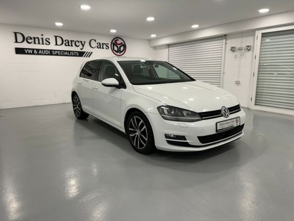 Volkswagen Golf Hatchback, Petrol, 2014, White