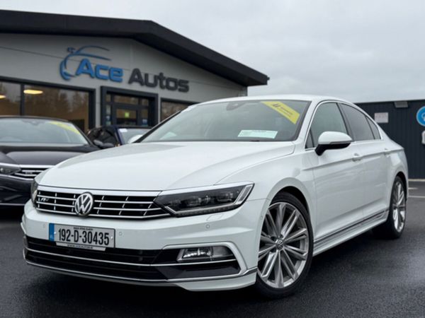 Volkswagen Passat Saloon, Petrol, 2019, White