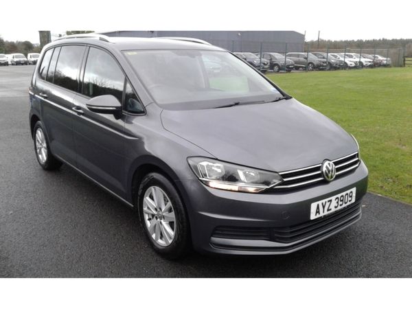 Volkswagen Touran MPV, Diesel, 2020, Grey